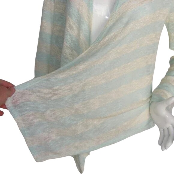 new FRANCESCA BUTTONS Sweater, M, Mint/Off-white, waterfall Open Front, LS - Picture 4 of 12